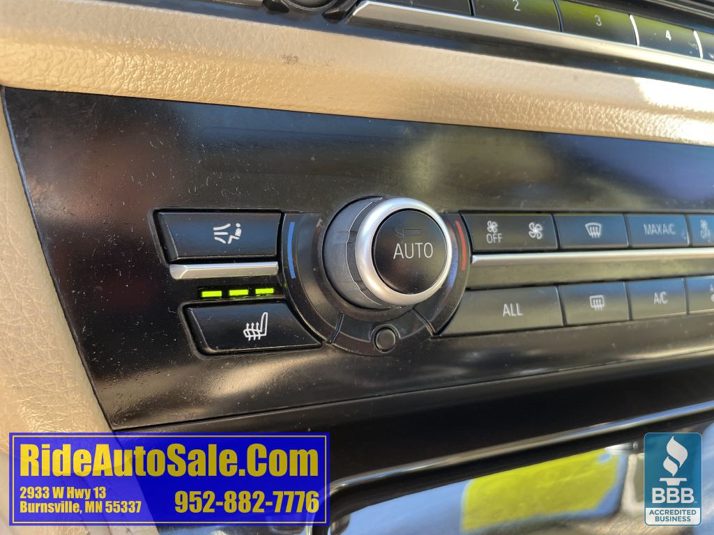 2013 BMW 5 Series Image 34