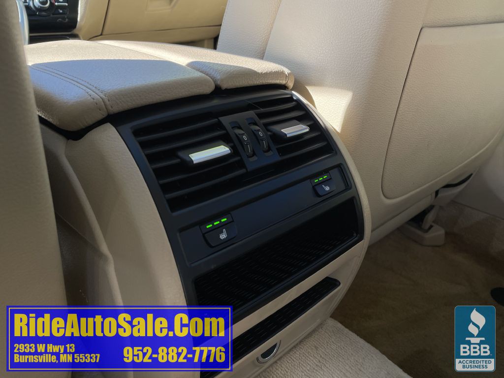 2013 BMW 5 Series Image 37