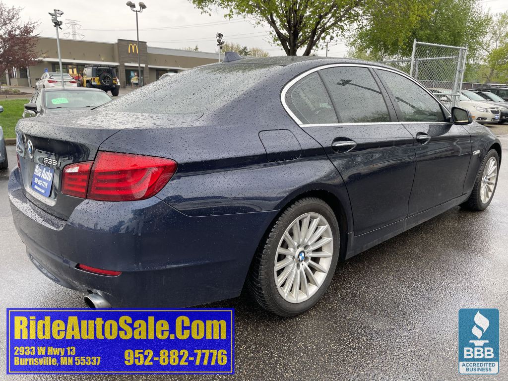 2013 BMW 5 Series Image 5