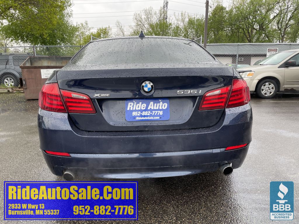 2013 BMW 5 Series Image 6