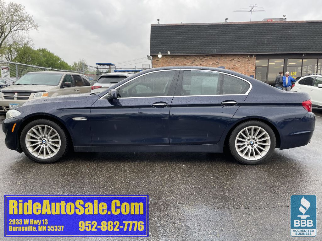 2013 BMW 5 Series Image 8