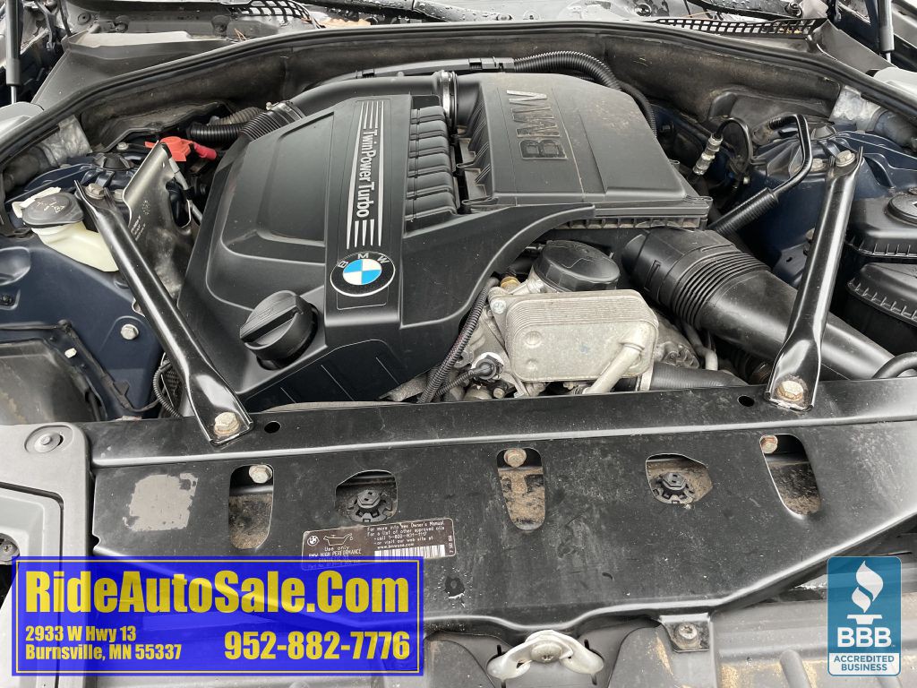 2013 BMW 5 Series Image 22