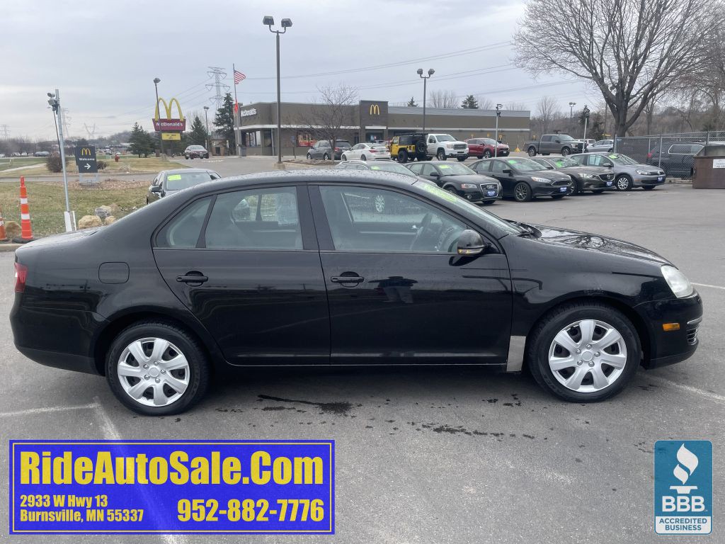 2009 Volkswagen Jetta Image 4