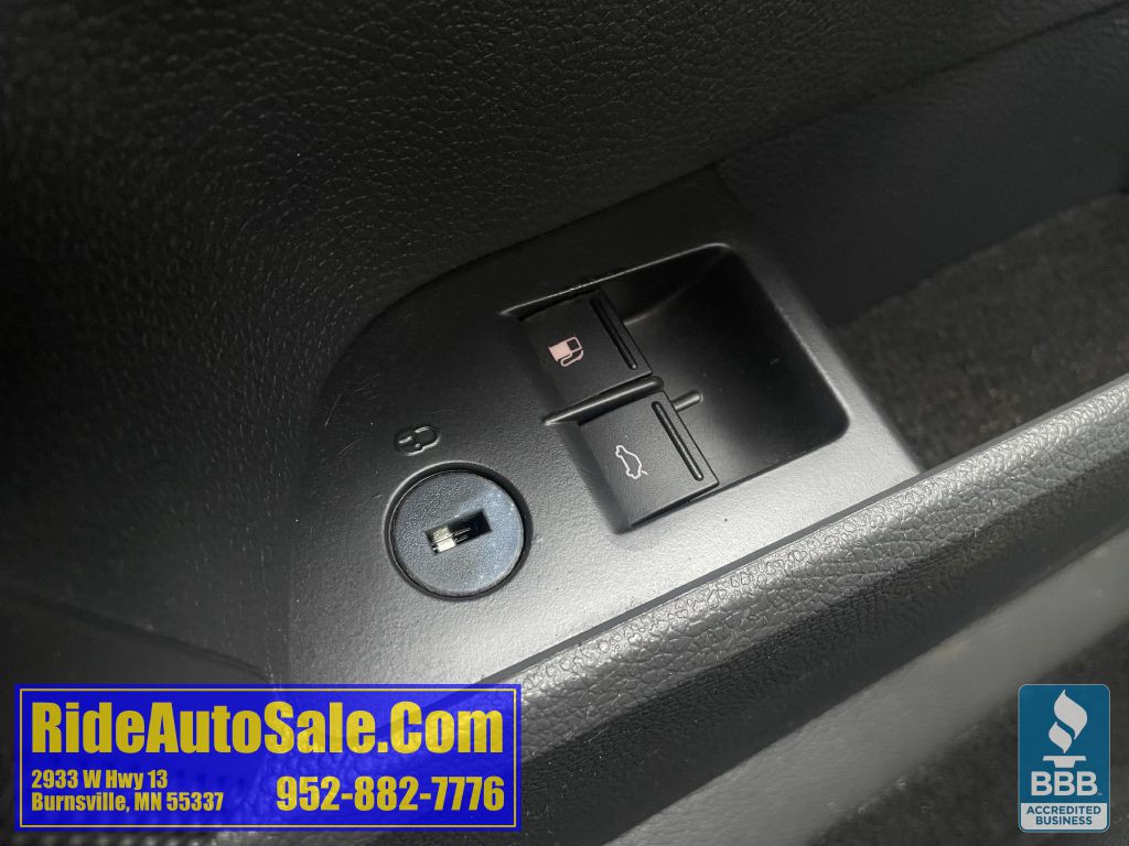 2009 Volkswagen Jetta Image 28