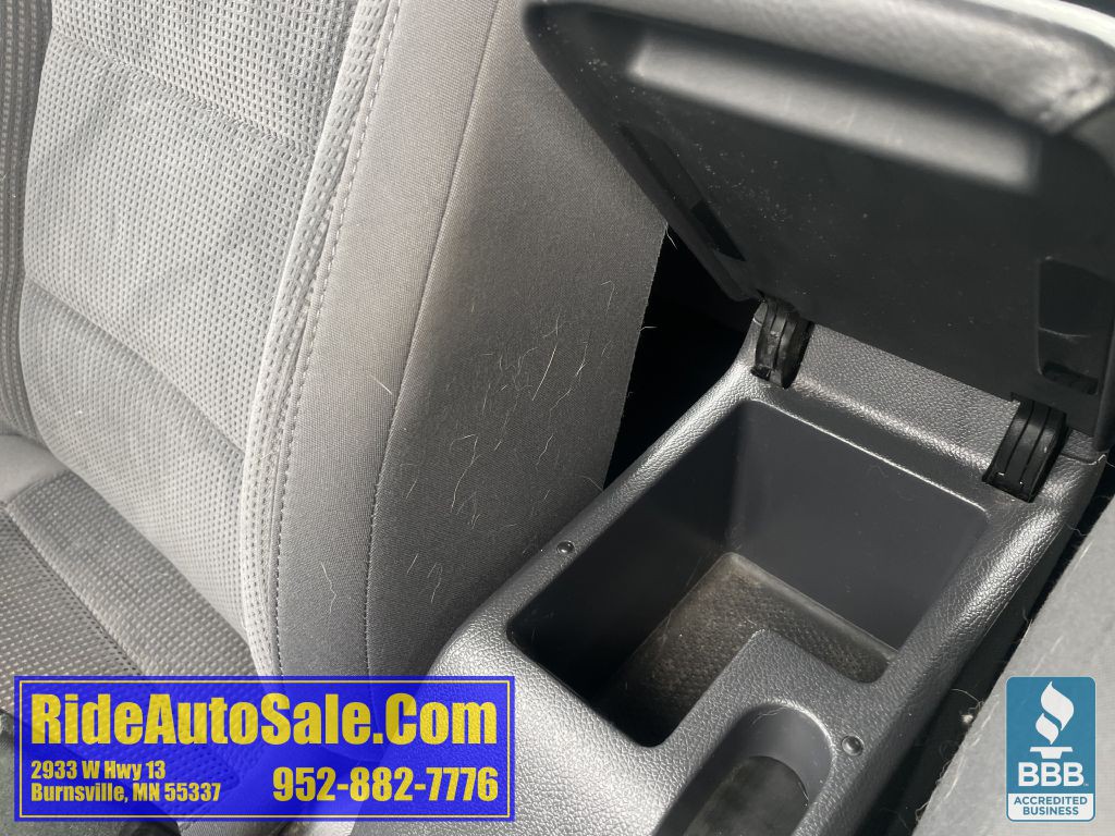 2009 Volkswagen Jetta Image 33