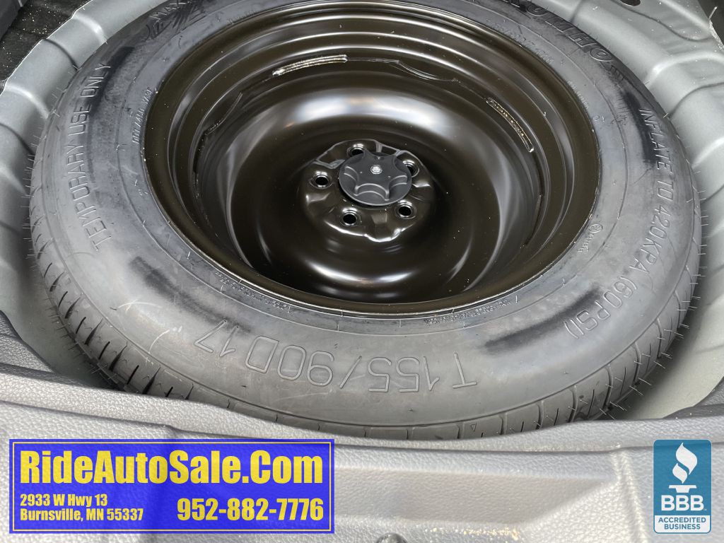 2015 Nissan Rogue Image 28