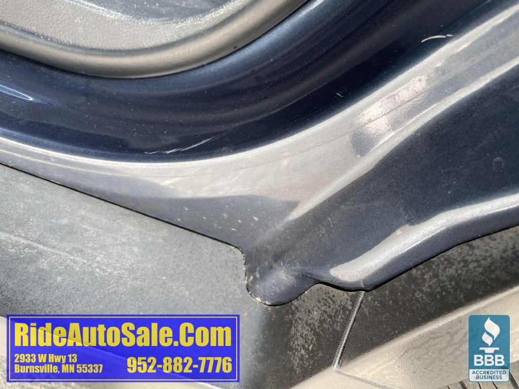 2015 Nissan Rogue Image 29