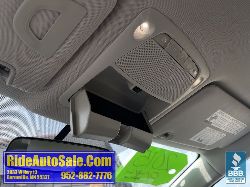 2015 Nissan Rogue Image 34