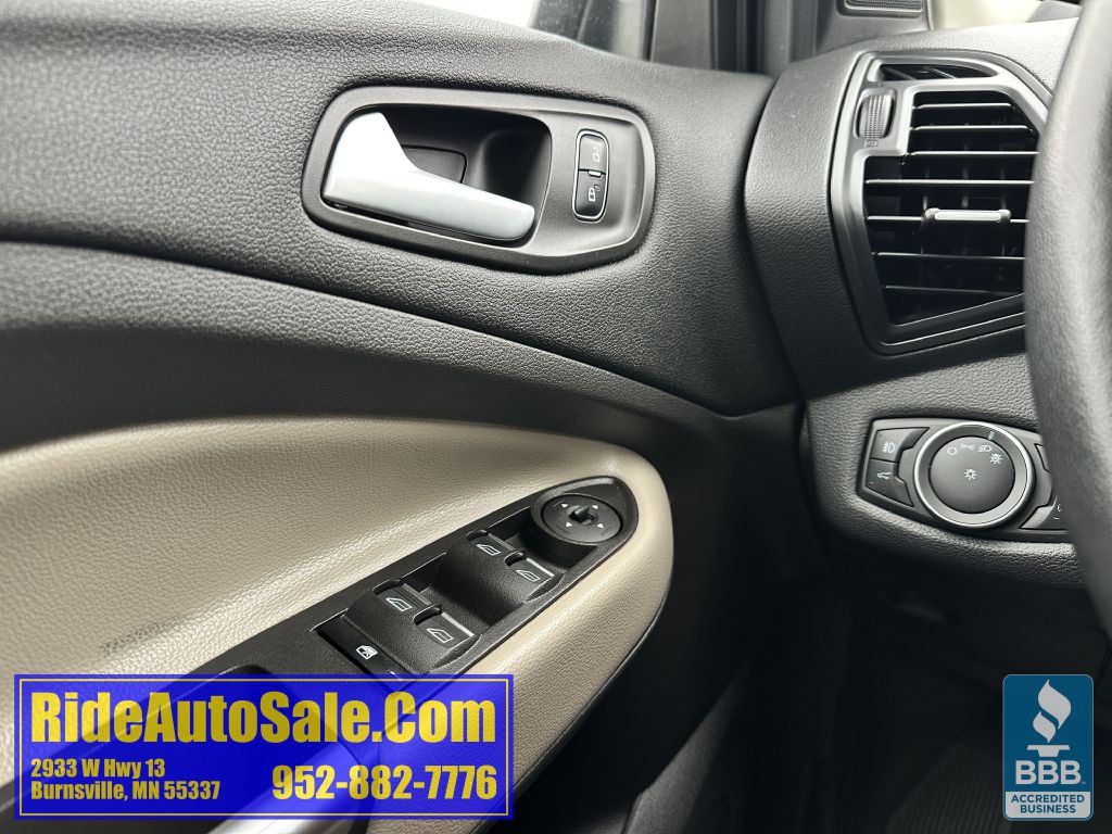 2019 Ford Escape Image 40
