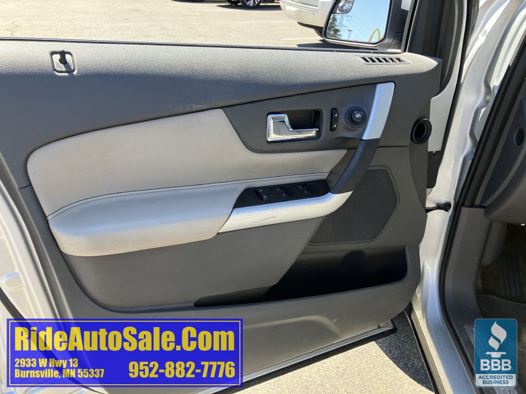 2013 Ford Edge Image 9