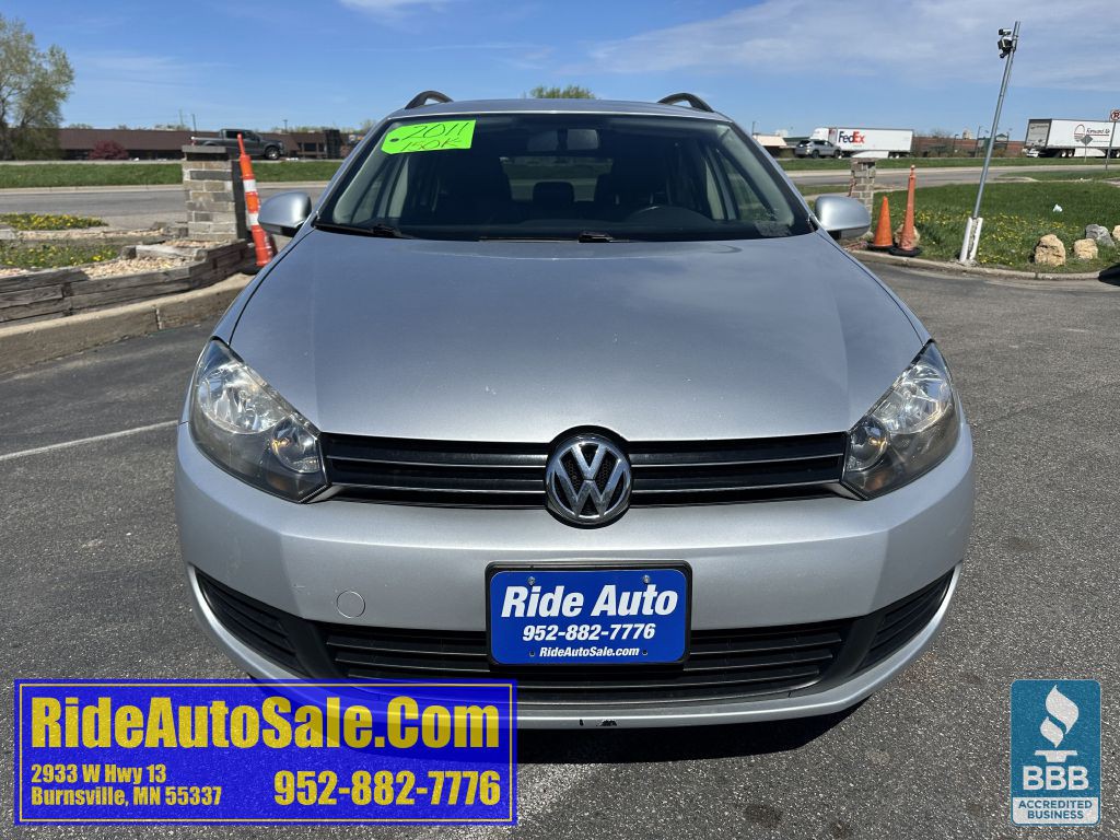 2011 Volkswagen Jetta Image 2