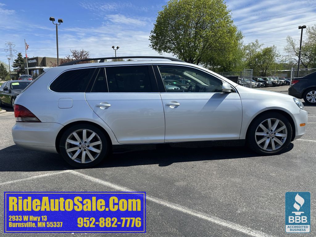 2011 Volkswagen Jetta Image 4