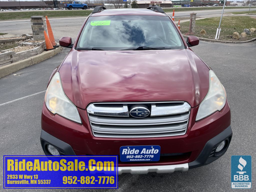 2014 Subaru Outback Image 2
