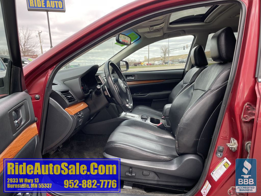 2014 Subaru Outback Image 10