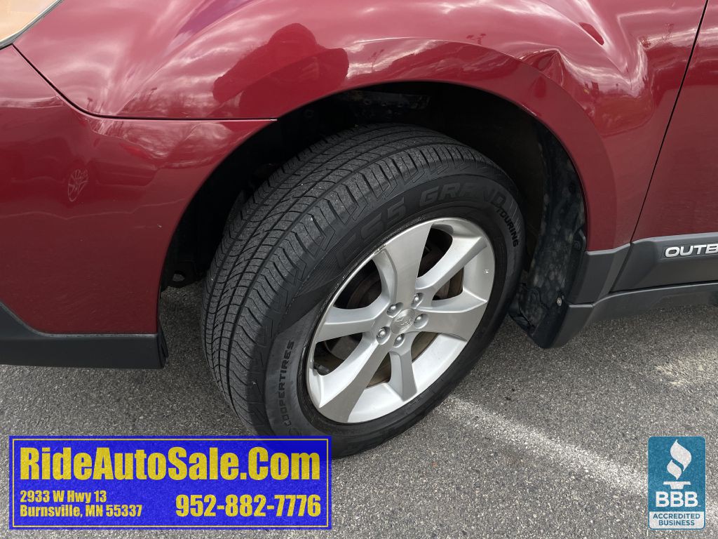 2014 Subaru Outback Image 24