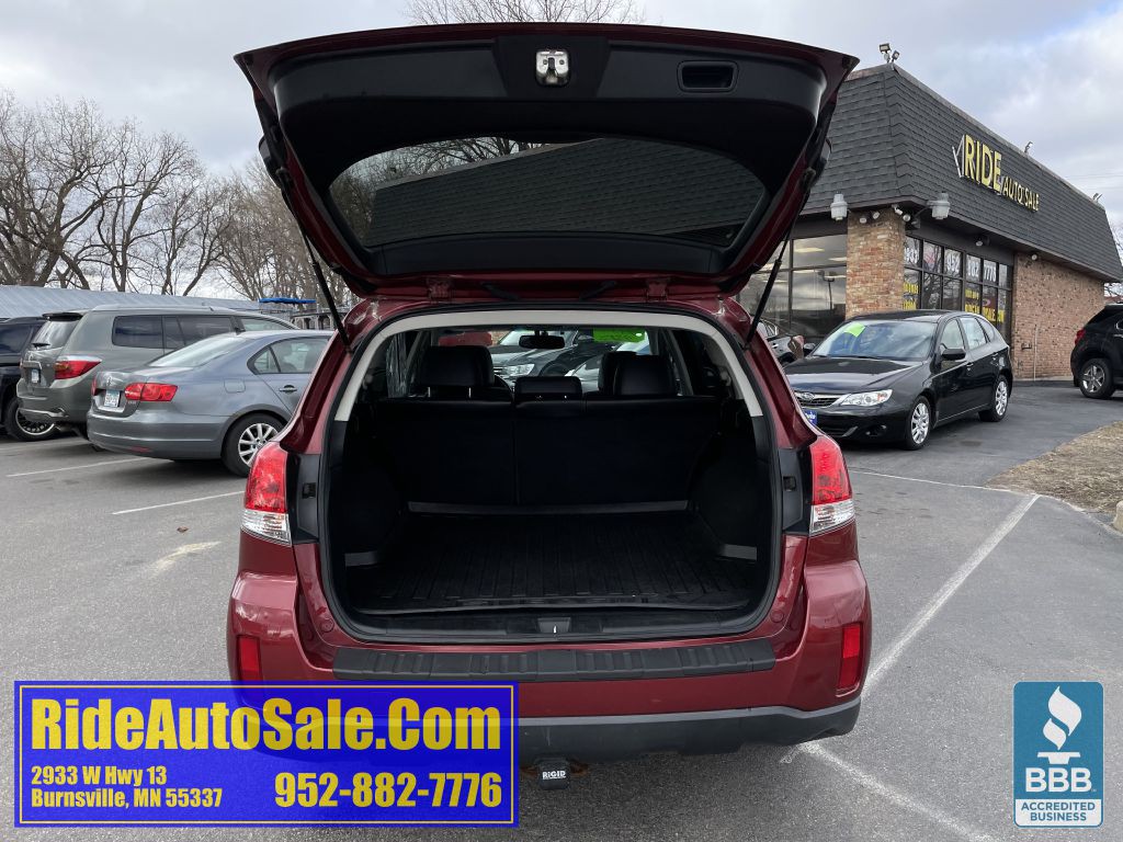 2014 Subaru Outback Image 25