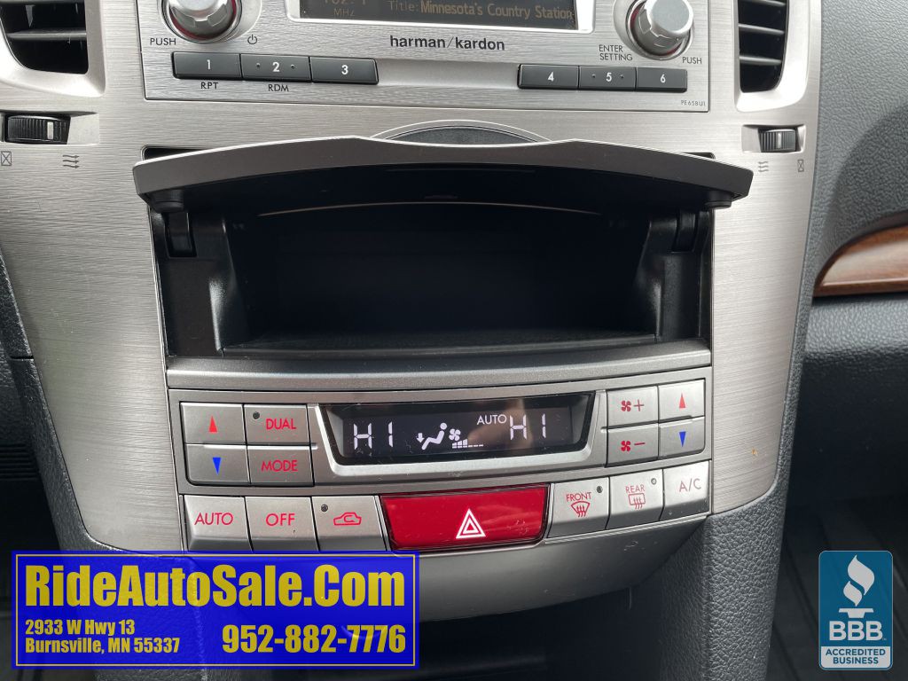 2014 Subaru Outback Image 32