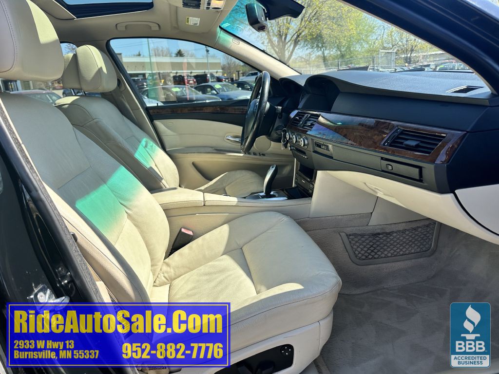 2009 BMW 5 Series Image 13