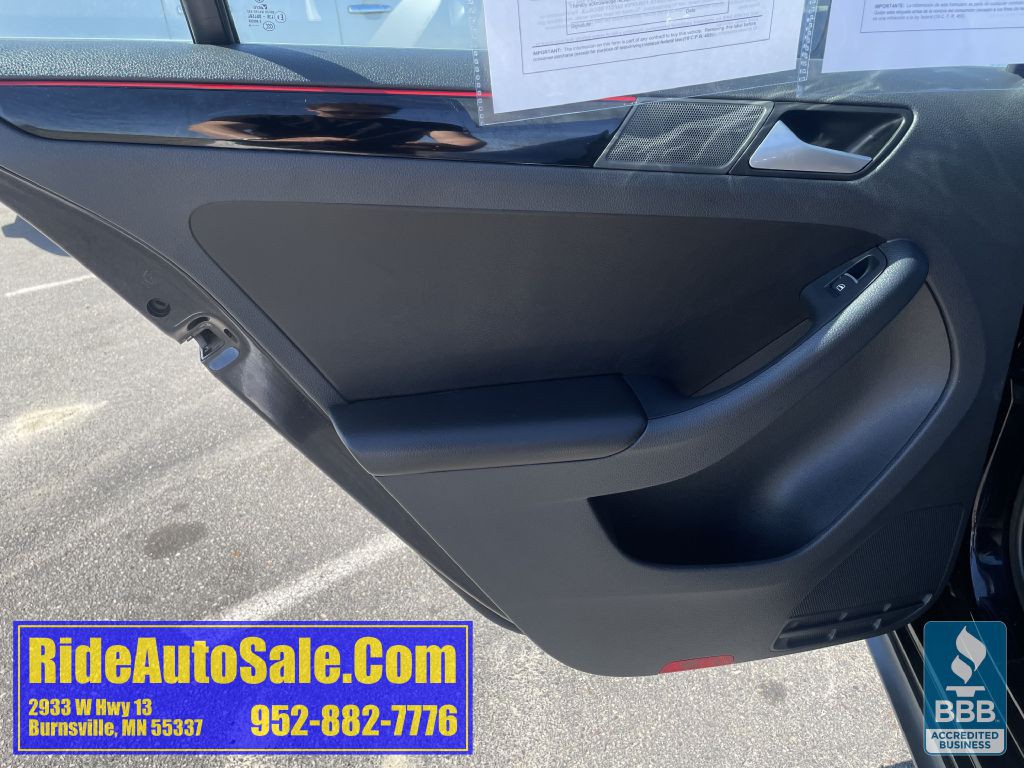 2016 Volkswagen Jetta Image 11