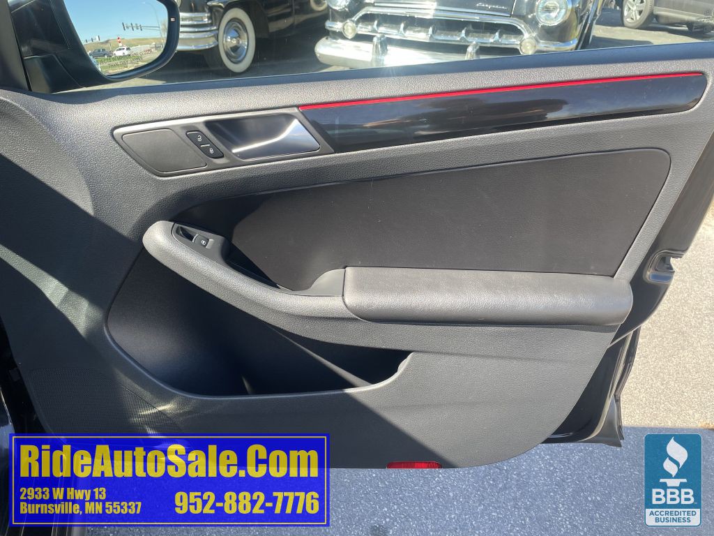 2016 Volkswagen Jetta Image 13