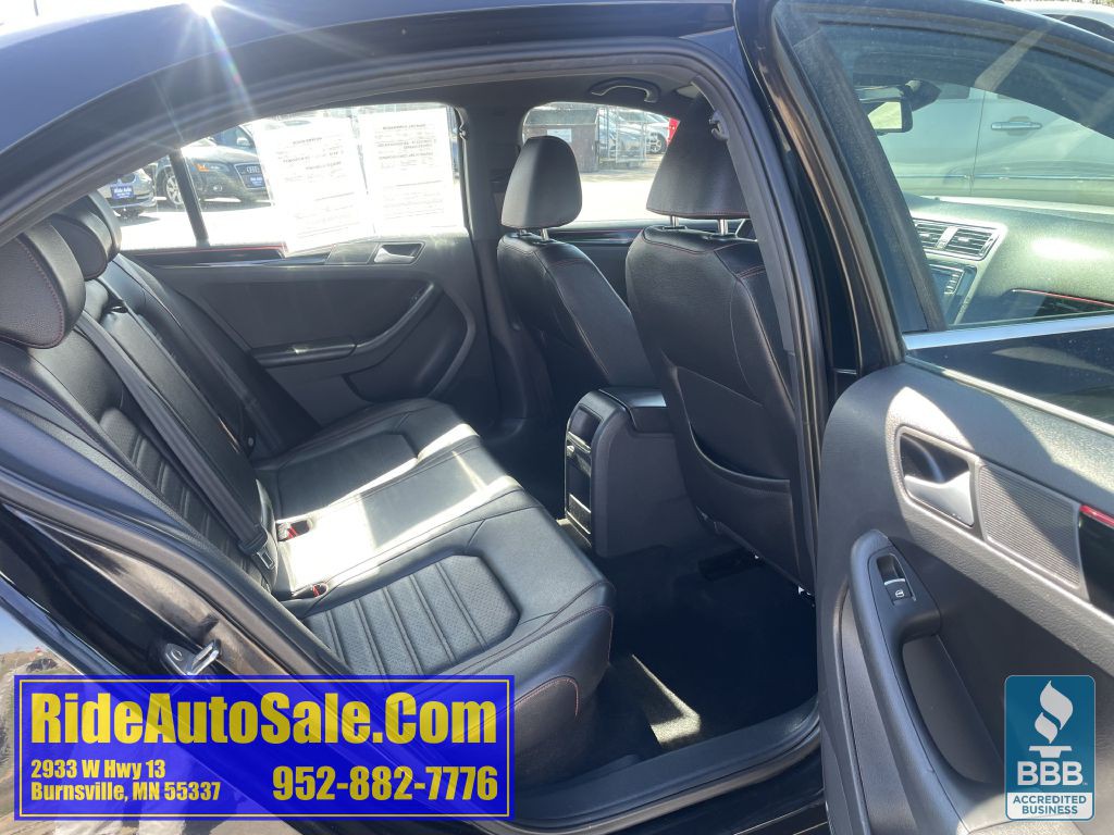 2016 Volkswagen Jetta Image 16