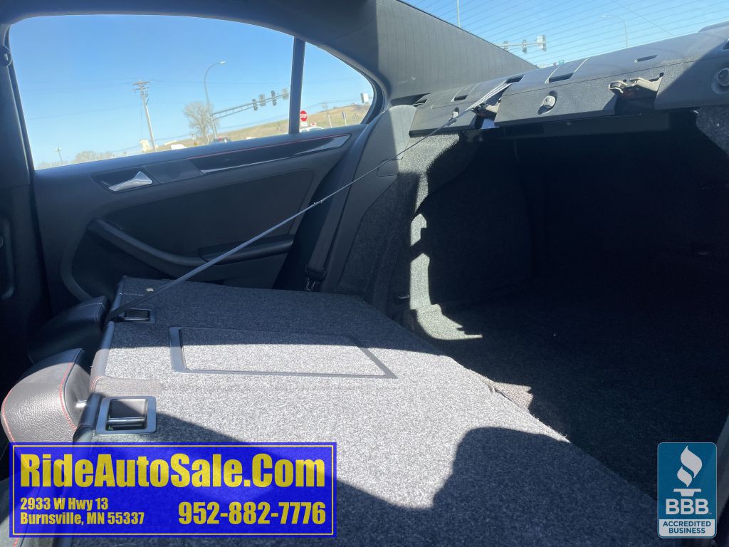 2016 Volkswagen Jetta Image 31