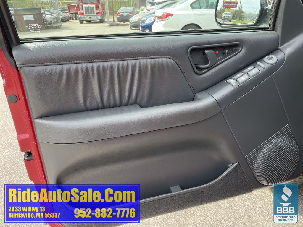 1996 Chevrolet Blazer Image 9