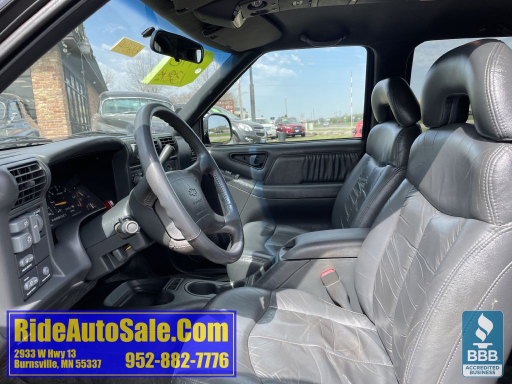 1996 Chevrolet Blazer Image 10