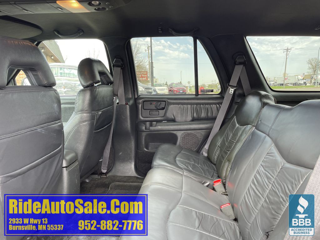 1996 Chevrolet Blazer Image 12