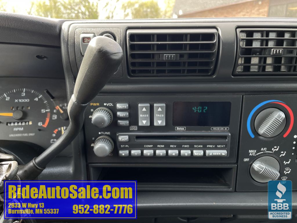 1996 Chevrolet Blazer Image 19