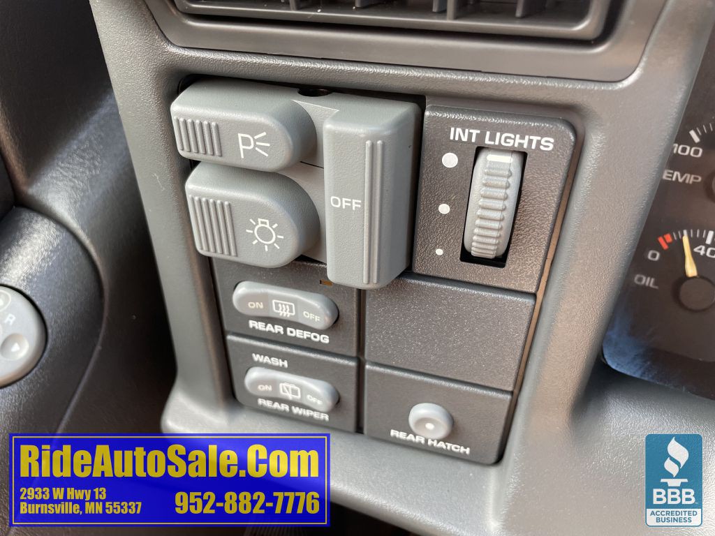 1996 Chevrolet Blazer Image 35