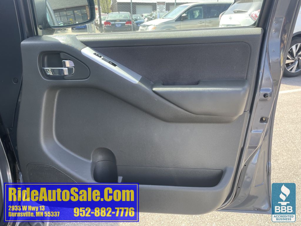 2012 Nissan Pathfinder Image 13