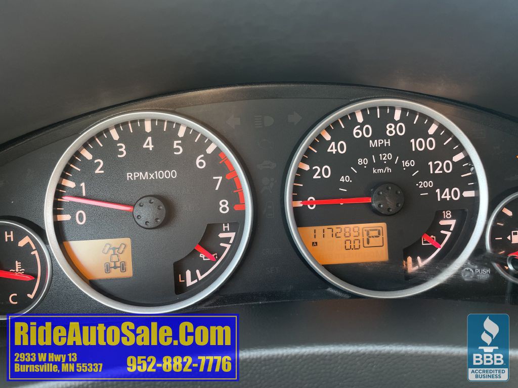 2012 Nissan Pathfinder Image 17