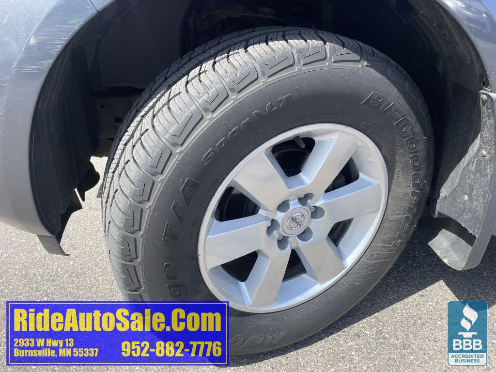 2012 Nissan Pathfinder Image 24