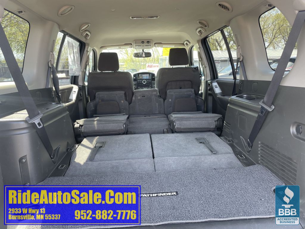 2012 Nissan Pathfinder Image 28