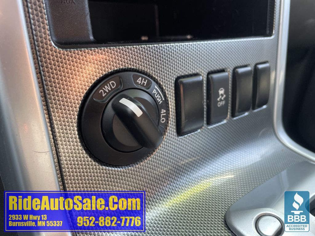 2012 Nissan Pathfinder Image 35