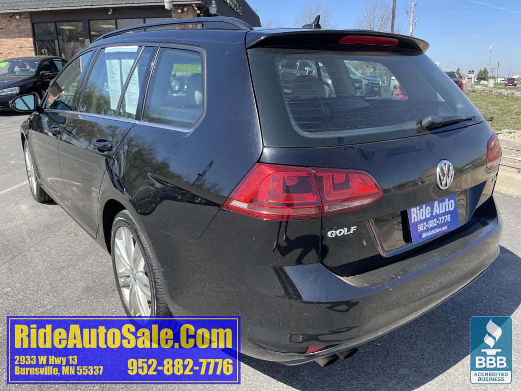 2016 Volkswagen Golf Image 7