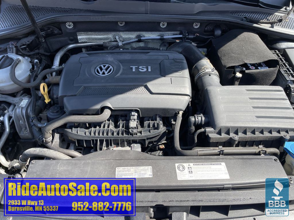 2016 Volkswagen Golf Image 22