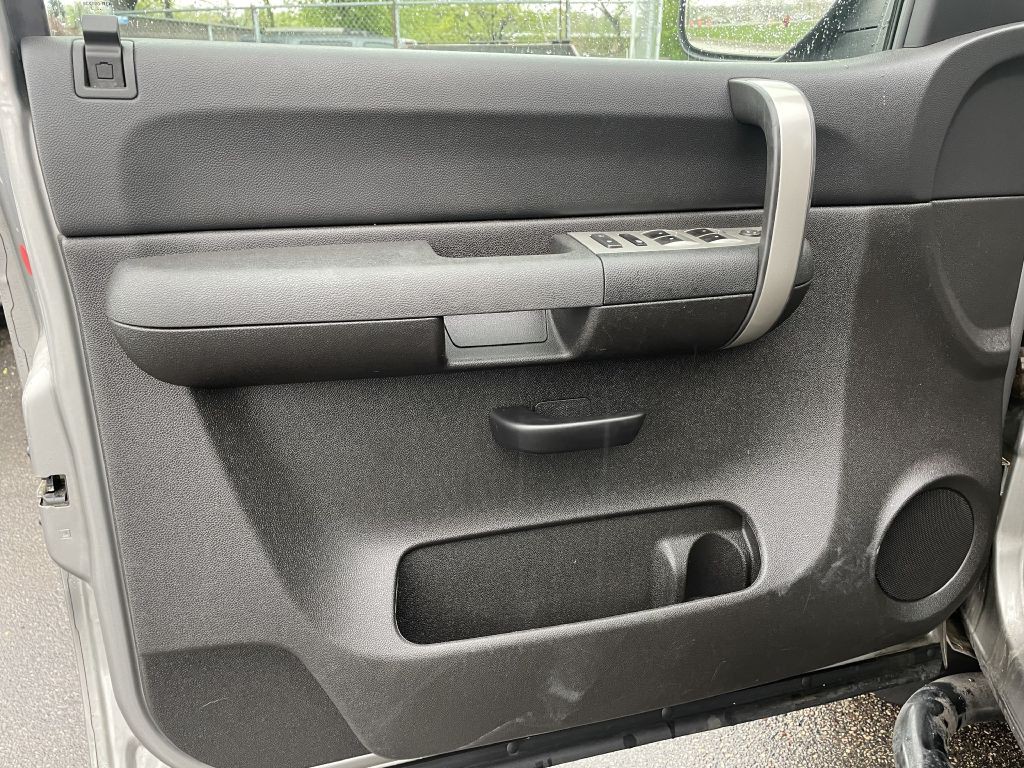 2007 Chevrolet Silverado 1500 Image 9