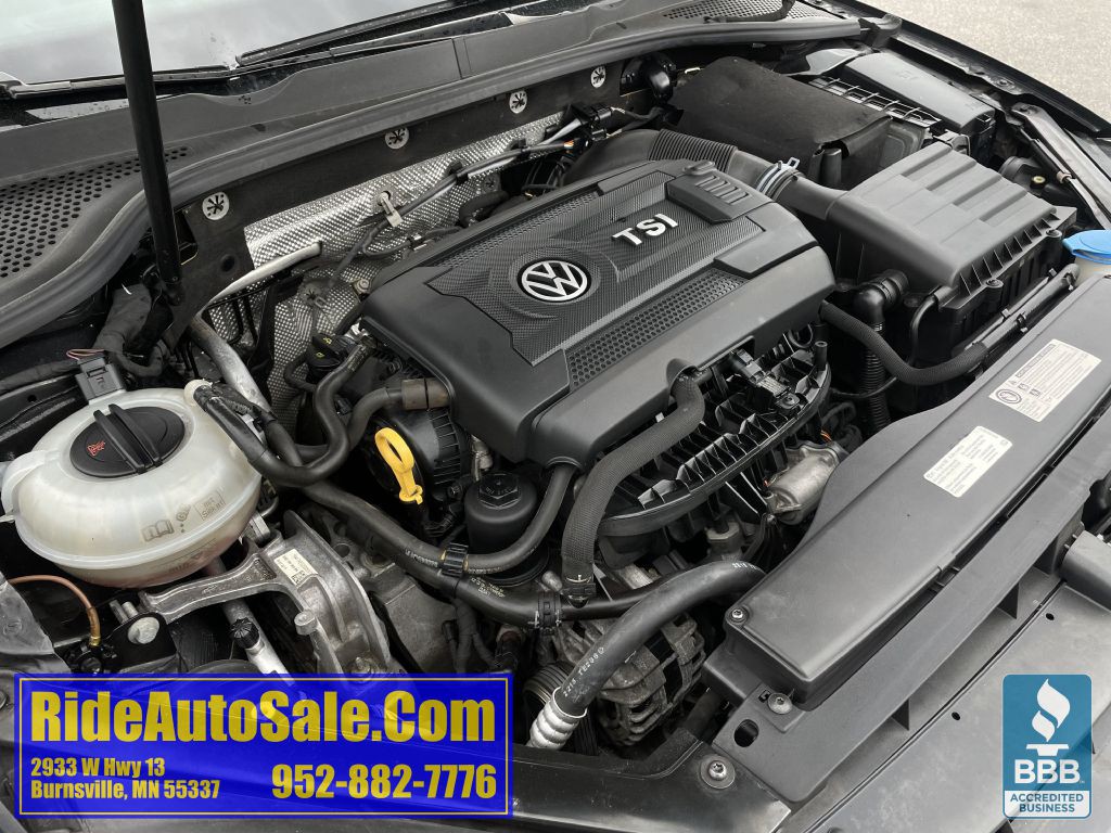 2016 Volkswagen Golf Image 22