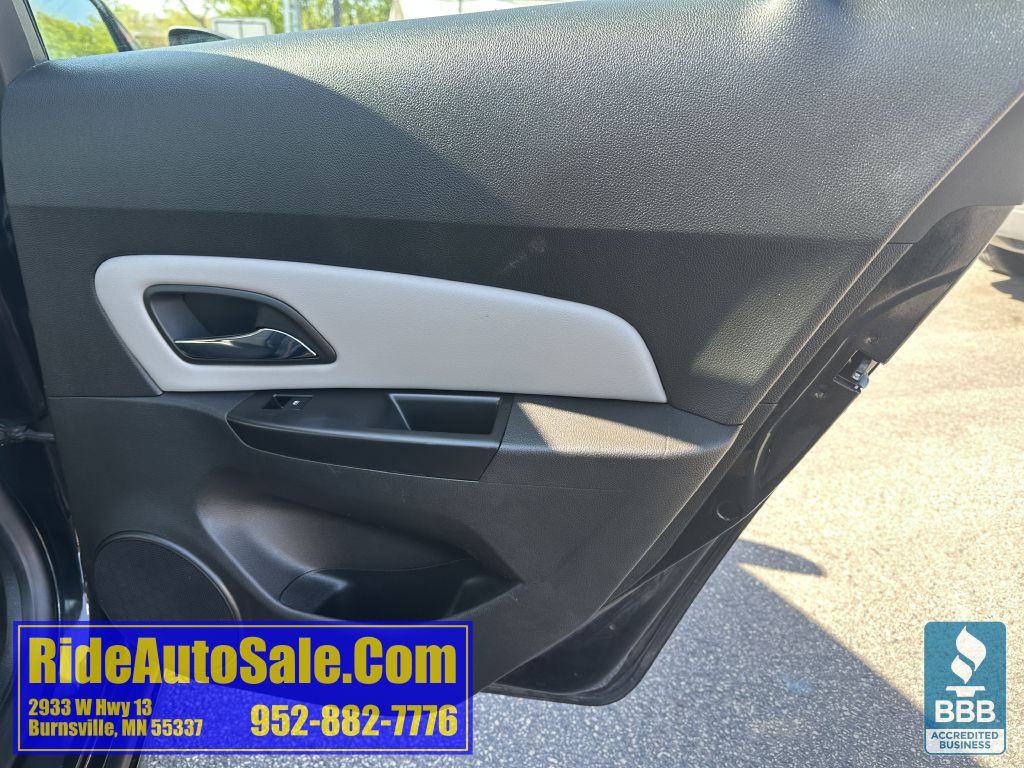 2012 Chevrolet Cruze Image 15