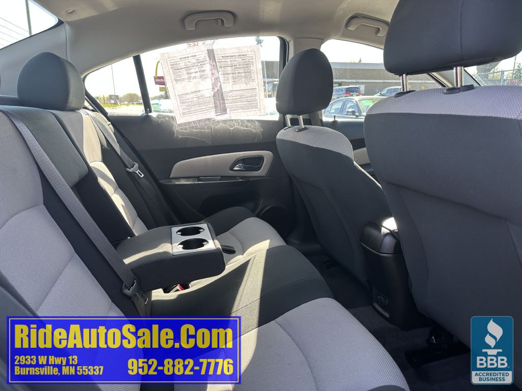2012 Chevrolet Cruze Image 16