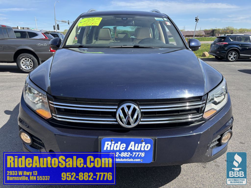 2013 Volkswagen Tiguan Image 2