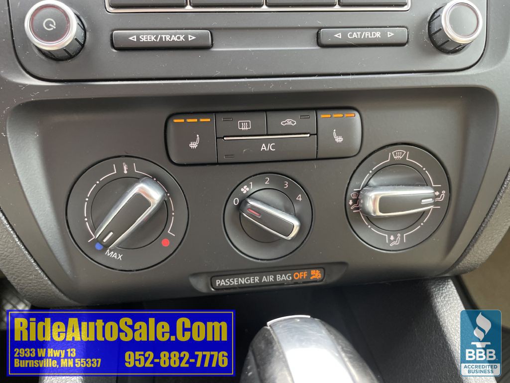 2013 Volkswagen Jetta Image 36