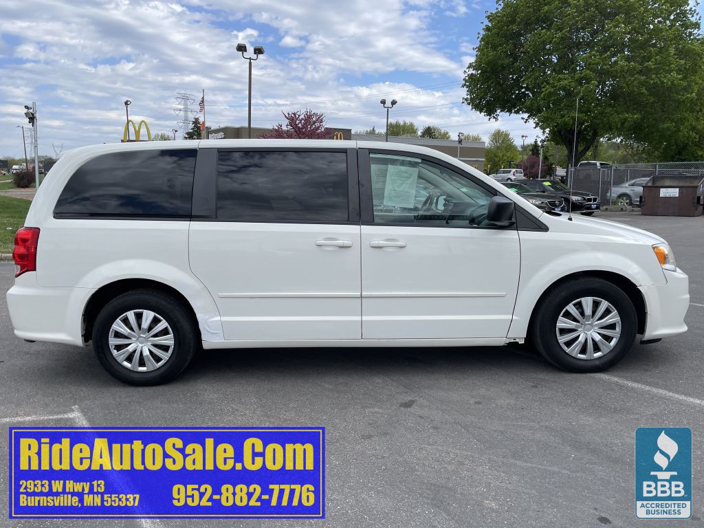 2011 Dodge Grand Caravan Image 4