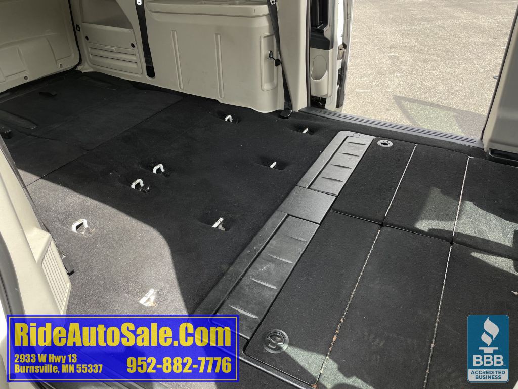 2011 Dodge Grand Caravan Image 29