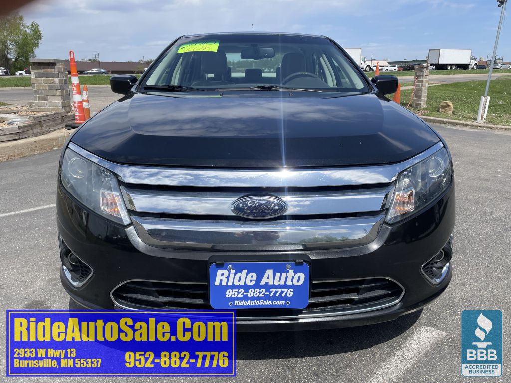 2010 Ford Fusion Image 2