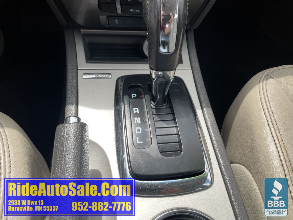2010 Ford Fusion Image 19