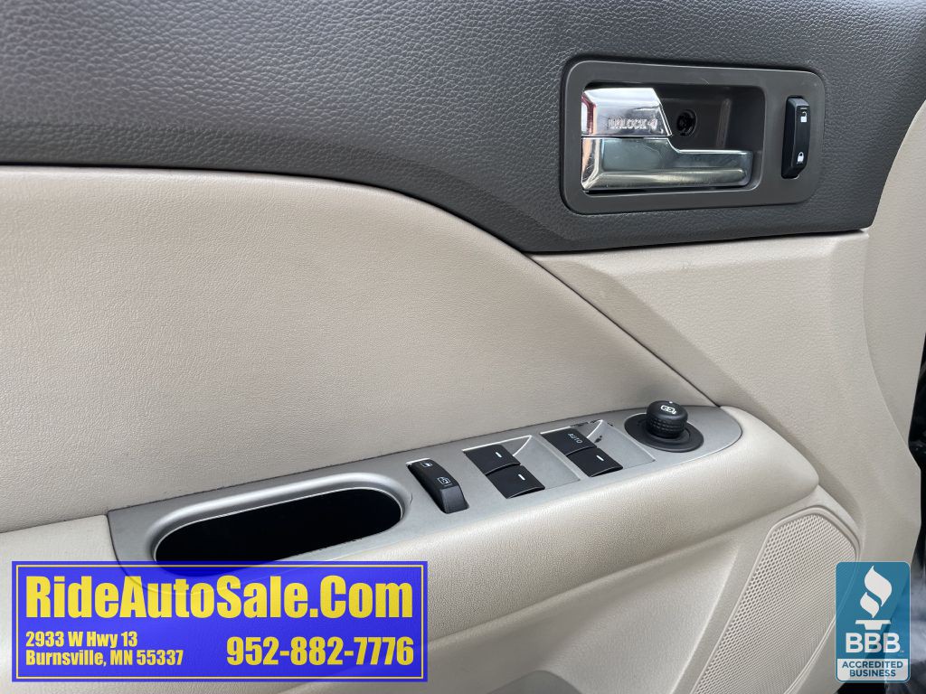 2010 Ford Fusion Image 30