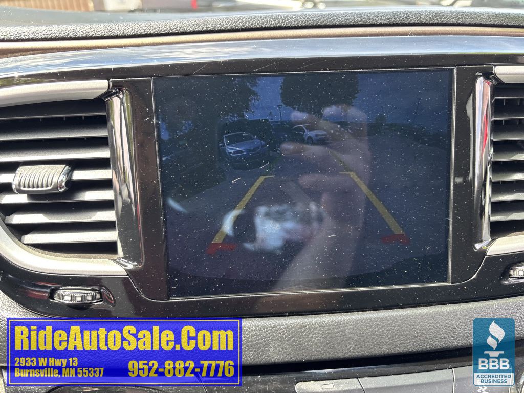 2017 Chrysler Pacifica Image 22